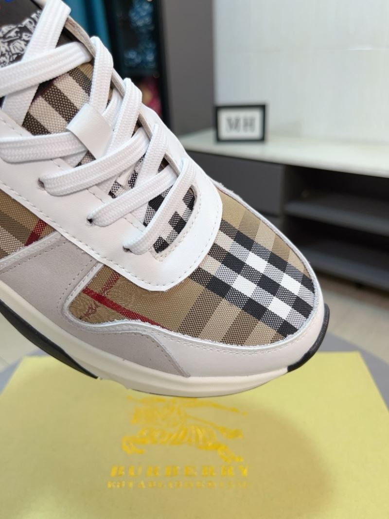 Burberry Low Shoes